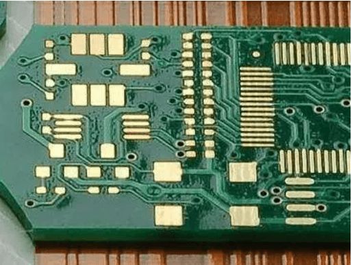 積層多層板(BUM)工藝 積層多層板(BUM)工藝